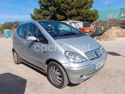 Gris / plata Usado 2003 Mercedes A170 Elegance Monovolumen | 5500 € (Caro)