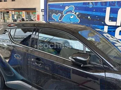 Käytetty Toyota C-HR Advance 184 HP (135 kW) 2020 Musta Katumaasturi