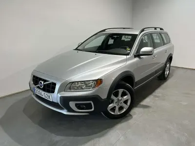 Begagnad Volvo XC70 Momentum 205 HK (150 kW) 2010 Silver Kombi