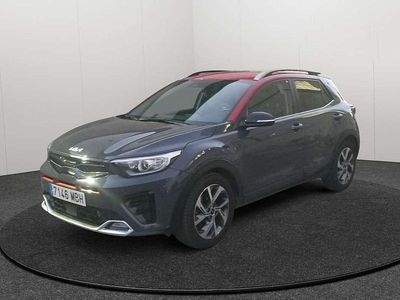 Usado Kia Stonic GT-Line 120 CV (88 kW) 2022 Gris SUV