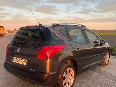 Usado Peugeot 207 Sport 90 HP (66 kW) 2008 Preto Carrinha