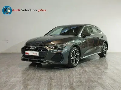 Usado Audi A3 S-Line 204 CV (150 kW) 2025 Gris / plata Berlina