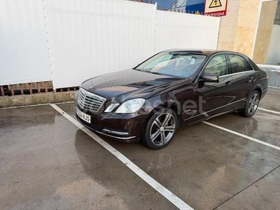 Marrón Usado 2012 Mercedes E220 Elegance Berlina | 11.800 € (Precio justo)