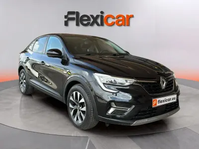 Begagnad Renault Arkana Evolution 145 HK (106 kW) 2023 Svart SUV