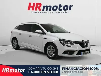 Usado Renault Mégane GrandTour Business 116 CV (85 kW) 2020 Blanco Familiar