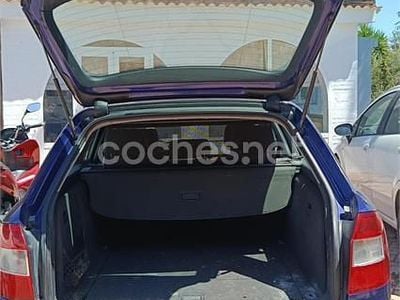 Azul Usado 2001 Audi A4 Familiar | 2350 € (Precio justo)