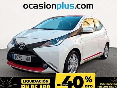 Blanco Usado 2016 Toyota Aygo X-play Utilitario | 8850 € (Un poco caro)