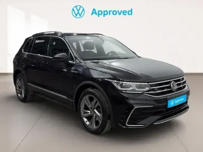 Begagnad VW Tiguan R-line 150 HK (110 kW) 2021 Svart SUV