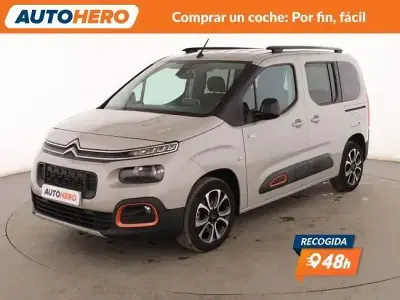 Usado Citroën Berlingo Shine 131 CV (96 kW) 2019 Gris Monovolumen