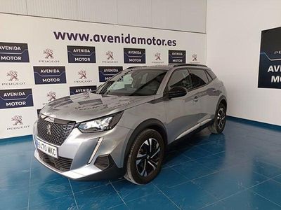 Usado Peugeot 2008 Allure 100 CV (73 kW) 2023 Gris / plata SUV