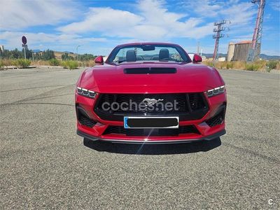 Usado Ford Mustang GT 450 CV (330 kW) 2025 Granate Descapotable
