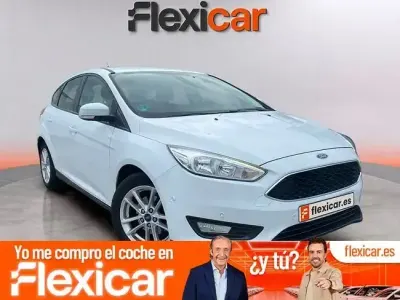 Usado Ford Focus Trend+ 125 CV (91 kW) 2017 Blanco Berlina