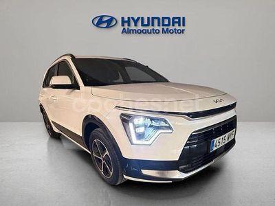 Blanco Usado 2025 Kia Niro SUV | 25.490 € (Precio justo)