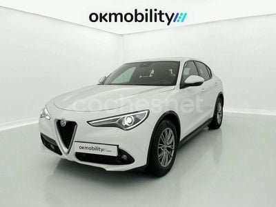 Blanco Usado 2022 Alfa Romeo Stelvio Super SUV | 28.900 € (Precio justo)
