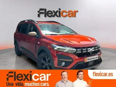 Usado Dacia Jogger Expression 110 CV (80 kW) 2023 Rojo Monovolumen