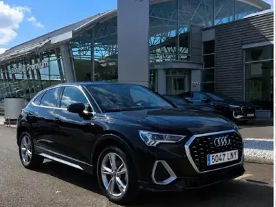 Usado Audi Q3 Sportback S-Line 150 CV (110 kW) 2021 Negronegro SUV