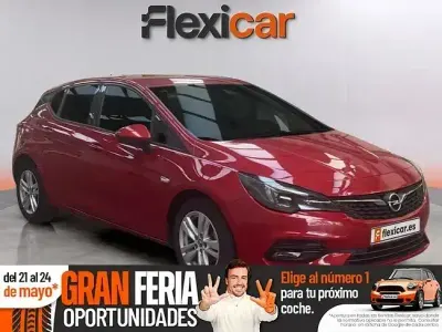 Usado Opel Astra 110 CV (80 kW) 2020 Rojo Berlina