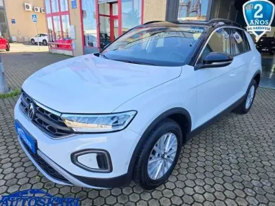 Usado VW T-Roc Life 110 CV (80 kW) 2023 Blanco SUV