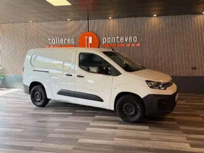 Usado Citroën Berlingo 102 CV (75 kW) 2020 Blanco Monovolumen