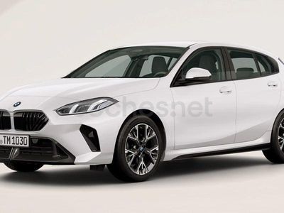 Begagnad BMW 120 170 HK (125 kW) 2024 Vit Halvkombi