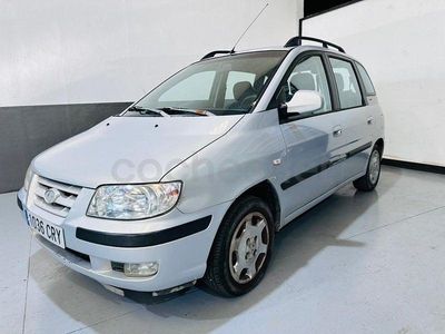 Usado Hyundai Matrix GLS 103 CV (75 kW) 2004 Azul Monovolumen