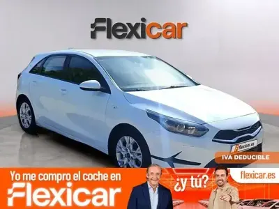 Usado Kia Ceed 100 CV (73 kW) 2021 Blanco Utilitario