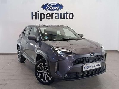 Usado Toyota Yaris Cross Active 116 CV (85 kW) 2023 Gris SUV