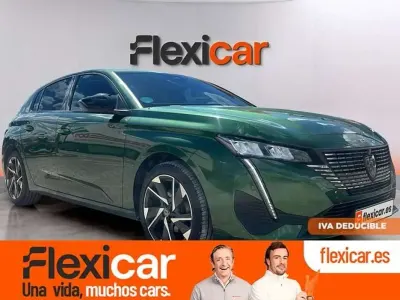 Usado Peugeot 308 Allure 131 CV (96 kW) 2024 Verde Utilitario