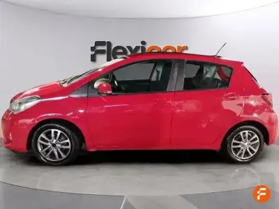 Occasion Toyota Yaris Active 69 ch (50 kW) 2017 Rouge