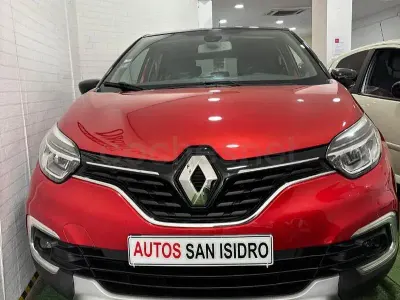 Usado Renault Captur Intens 90 CV (66 kW) 2018 Granate SUV