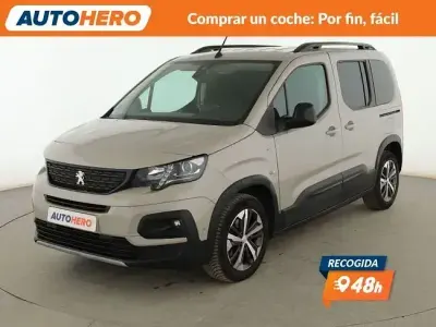 Usado Peugeot Rifter GT 130 CV (95 kW) 2021 Gris Monovolumen