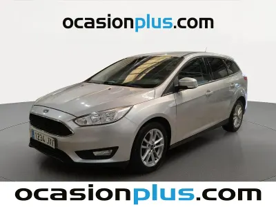 Usado Ford Focus Business Edition 120 CV (88 kW) 2017 Gris plata Monovolumen