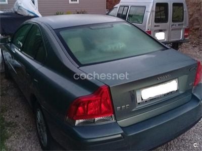 Verde Usado 2004 Volvo S60 Momentum Berlina | 3850 € (Caro)