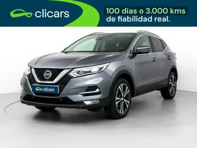 Usado Nissan Qashqai N-Connecta 140 CV (102 kW) 2020 Gris / plata SUV