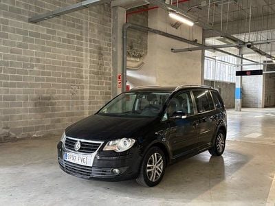 Usado VW Touran Highline 140 CV (102 kW) 2007 Negro Monovolumen