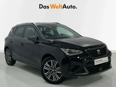 Usado Seat Arona FR 116 CV (85 kW) 2024 Negro SUV