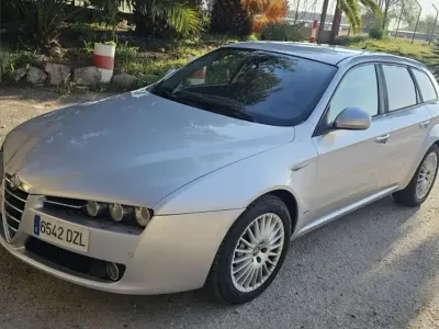 Usado Alfa Romeo 159 Ti 209 CV (153 kW) 2007 Gris Familiar
