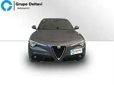 Usado Alfa Romeo Stelvio Edizione Speciale 210 CV (154 kW) 2018 Gris SUV
