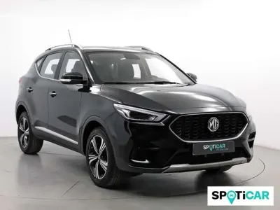 Usado MG ZS Comfort 111 CV (81 kW) 2022 Negro SUV