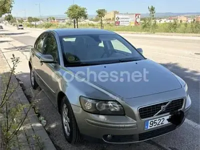 Usado Volvo S40 109 CV (80 kW) 2005 Beige Berlina