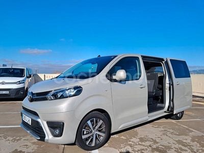 Beige Usado 2020 Toyota Proace Verso Familiar | 26.990 € (Un poco caro)