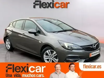 Usado Opel Astra GS Line 130 CV (95 kW) 2020 Gris Berlina