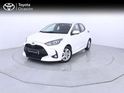 Blanco Usado 2023 Toyota Yaris Hybrid Business Edition Utilitario | 16.850 € (Precio justo)
