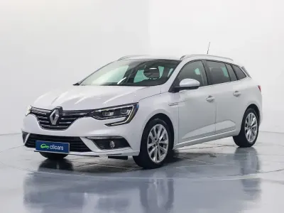 Używany Renault Mégane GrandTour Zen 140 KM (102 kW) 2019 Biały Kombi