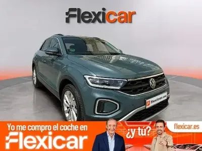 Usado VW T-Roc Business 115 CV (84 kW) 2024 Azul SUV
