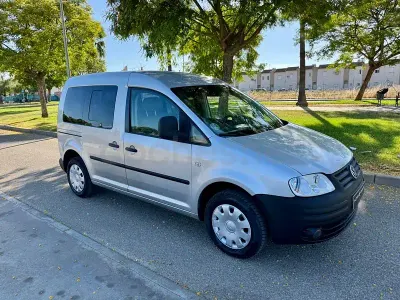 Usado VW Caddy Life 104 CV (76 kW) 2006 Gris / plata Monovolumen