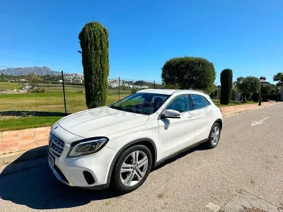 Usado Mercedes GLA180