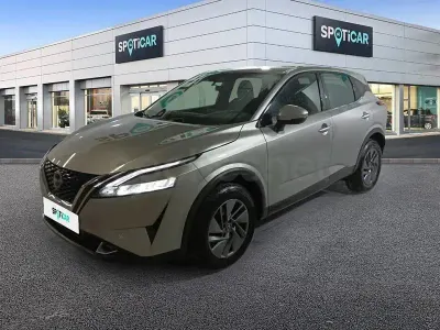 Usado Nissan Qashqai Acenta 158 CV (116 kW) 2023 Gris / plata SUV