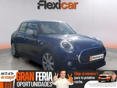 Usado Mini Cooper D 116 CV (85 kW) 2017 Azul Utilitario