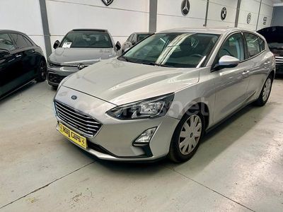Gris / plata Usado 2020 Ford Focus Trend Berlina | 13.490 € (Precio justo)